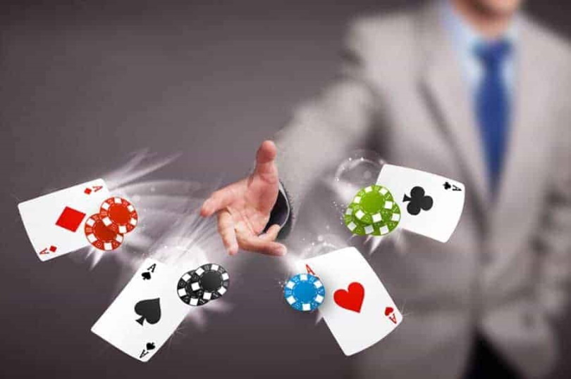 Chơi Poker online đổi thưởng ở đâu là uy tín nhất? Những cổng game chơi Poker hay hiện nay